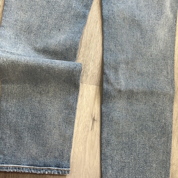 GRLFRND NWT Cassidy Jeans straight high La brea rise 26 stretchy - Picture 9 of 10